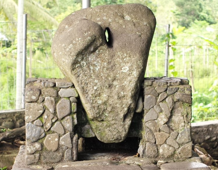 Batu Batikam